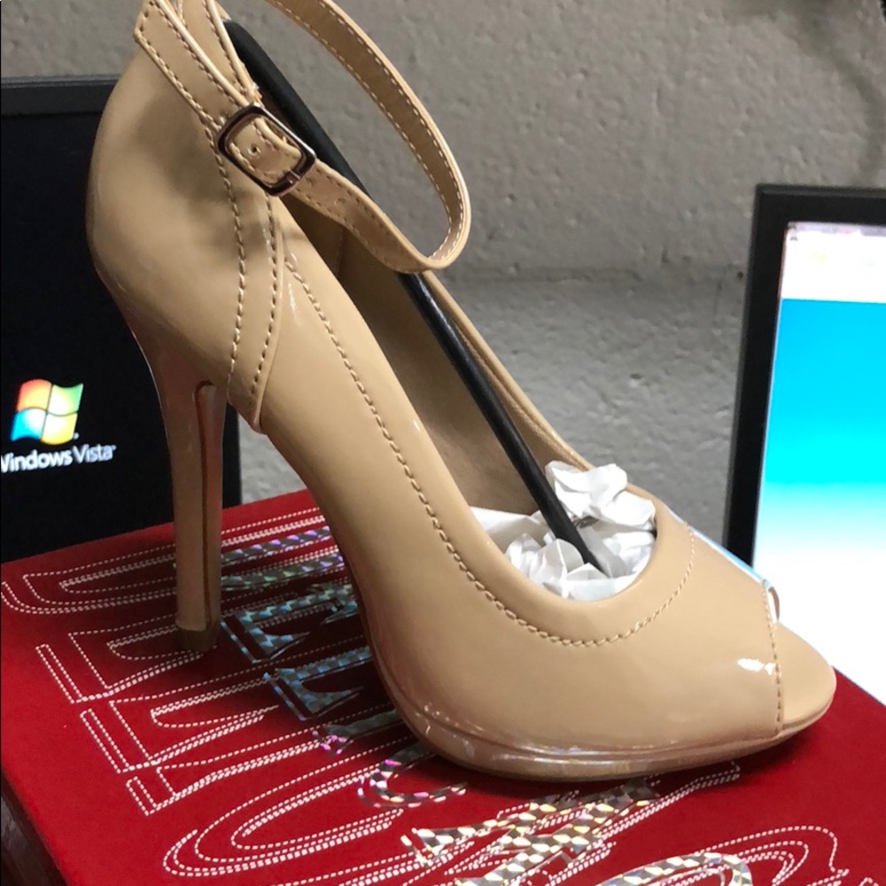 Taupe Heel